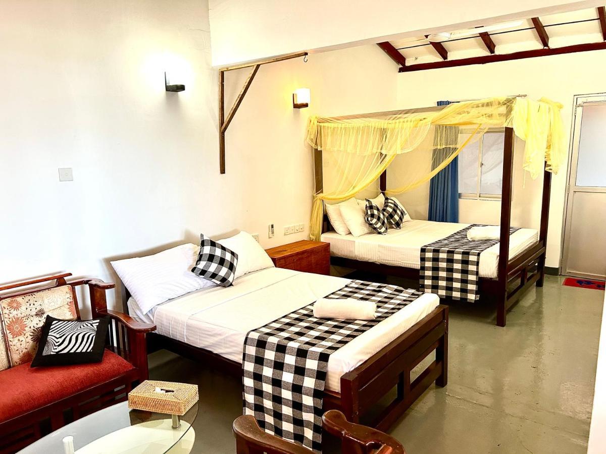 Kenno'S Korner Hotel Weligama Exterior photo