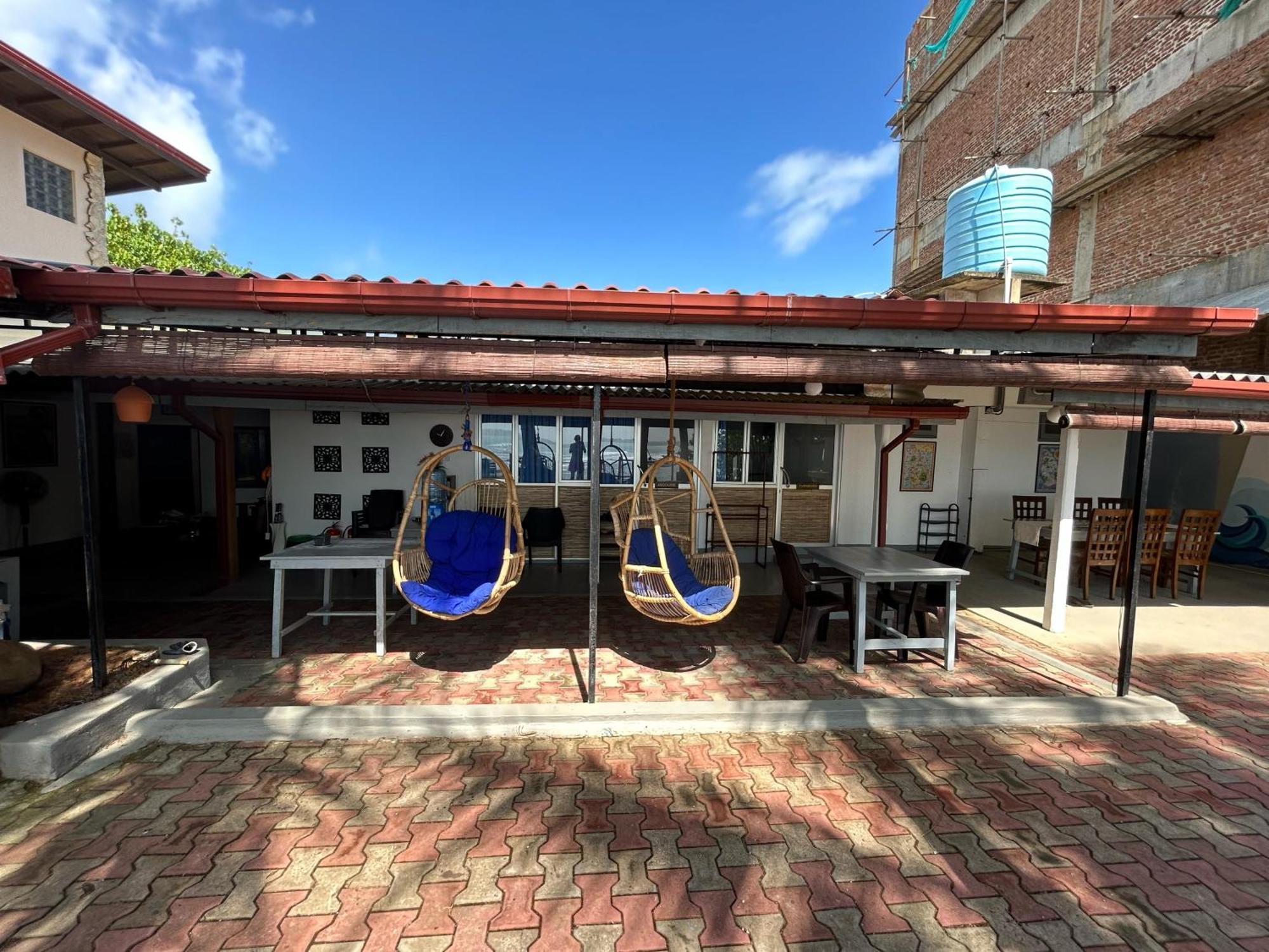Kenno'S Korner Hotel Weligama Exterior photo