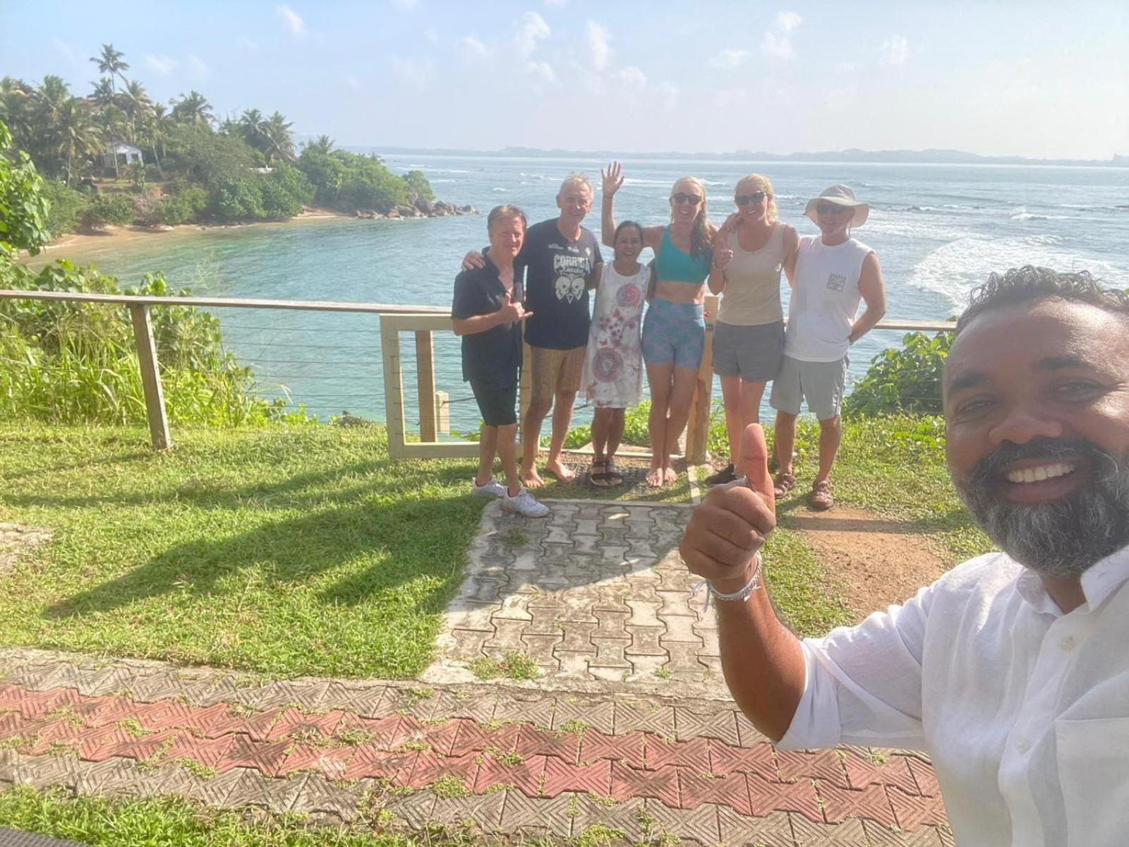 Kenno'S Korner Hotel Weligama Exterior photo